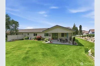 1380 Eastmont Avenue #1301, East Wenatchee, WA 98802 - Photo 4
