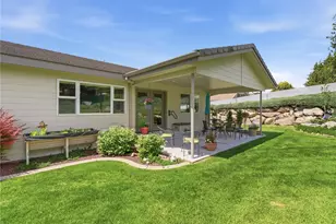 1380 Eastmont Ave, East Wenatchee, WA 98802 - Photo 6
