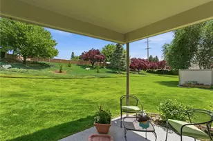 1380 Eastmont Ave, East Wenatchee, WA 98802 - Photo 8