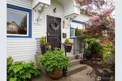 3607 Hoyt Avenue, Everett, WA 98201 - Photo 2