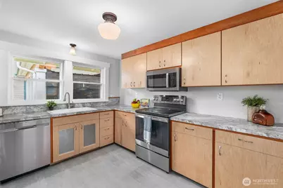 324 18th Avenue SE, Olympia, WA 98501 - Photo 14