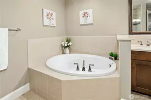 5404 Lake Washington Blvd NE, Kirkland, WA 98033 - Photo 24