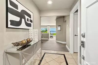 5404 Lake Washington Boulevard NE #B, Kirkland, WA 98033 - Photo 4