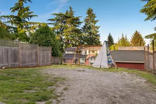 5704 35th Ave NE, Seattle, WA 98105 - Photo 4