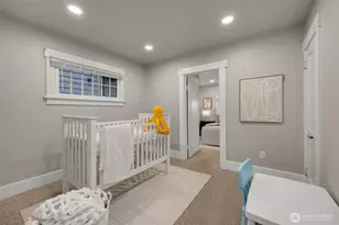 5704 35th Ave NE, Seattle, WA 98105 - Photo 18