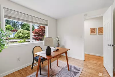 12019 NE 136th Pl Place, Kirkland, WA 98034 - Photo 6
