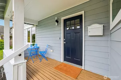 319 Short Columbia Street, Monroe, WA 98272 - Photo 2