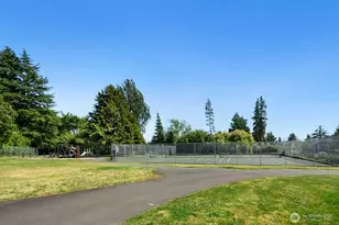 7032 15th Ave NE, Seattle, WA 98115 - Photo 32