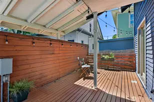 2409 E Alder St, Seattle, WA 98122 - Photo 32