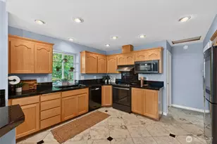 21937 Promontory Ct SE, Yelm, WA 98597 - Photo 14