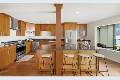 1221 Harbor Avenue SW #402-3, Seattle, WA 98116 - Photo 8