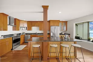 1221 Harbor Ave SW, Seattle, WA 98116 - Photo 8