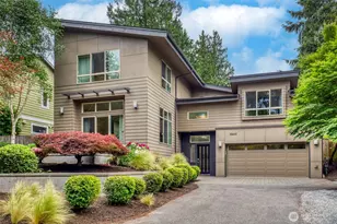 10644 Bartlett Ave NE, Seattle, WA 98125 - Photo 1
