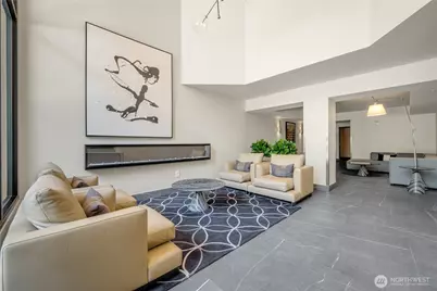81 Clay Street #326, Seattle, WA 98121 - Photo 10
