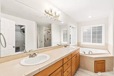 8218 NE 187th Way, Kenmore, WA 98028 - Photo 22