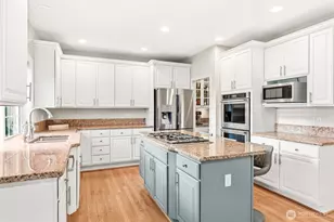 8218 NE 187th Way, Kenmore, WA 98028 - Photo 10