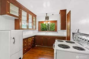 18608 101st Ave NE, Bothell, WA 98011 - Photo 14