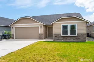 1013 W Maple Dr, Moses Lake, WA 98837 - Photo 4