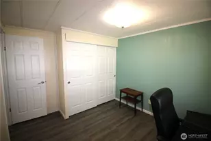 920 Cottonwood Dr, Enumclaw, WA 98022 - Photo 14