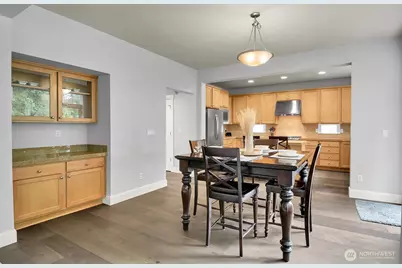 6214 Douglas Avenue SE, Snoqualmie, WA 98065 - Photo 12