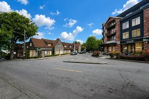 731 Broadway E, Seattle, WA 98102 - Photo 28
