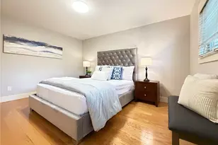 731 Broadway E, Seattle, WA 98102 - Photo 20