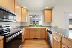 3701 Portage Ln, Anacortes, WA 98221 - Photo 10