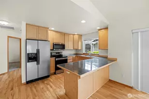 3701 Portage Ln, Anacortes, WA 98221 - Photo 8