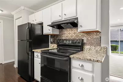 16817 Larch Way #G104, Lynnwood, WA 98037 - Photo 12