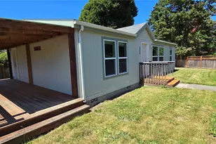 532 E 6th St, Port Angeles, WA 98362 - Photo 4