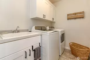 12104 126th Ave Ct E, Puyallup, WA 98374 - Photo 24