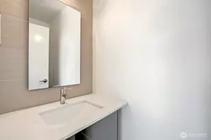 3812 Whitman Ave N, Seattle, WA 98103 - Photo 18