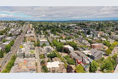 3812 Whitman Avenue N, Seattle, WA 98103 - Photo 36