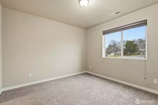 226 E Whitman Dr, College Place, WA 99324 - Photo 24