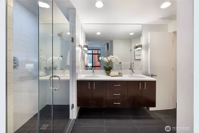 1808 11th Avenue #B, Seattle, WA 98122 - Photo 18