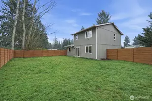 12801 Ridge Cir E, Bonney Lake, WA 98391 - Photo 2