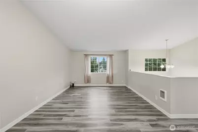 12801 Ridge Circle E, Bonney Lake, WA 98391 - Photo 4