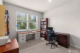 17512 Crossing Dr E, Puyallup, WA 98374 - Photo 14