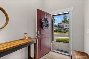 17512 Crossing Dr E, Puyallup, WA 98374 - Photo 2