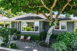 6046 50th Ave SW, Seattle, WA 98136 - Photo 2