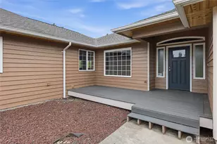 8425 Wayne Ave, Stanwood, WA 98292 - Photo 4