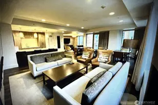 910 Lenora St, Seattle, WA 98121 - Photo 20