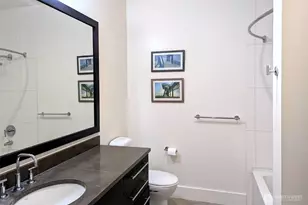910 Lenora St, Seattle, WA 98121 - Photo 12
