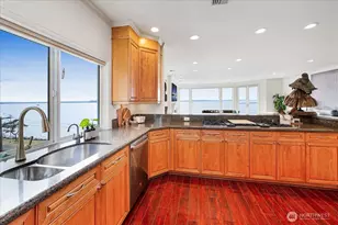 1338 Alki Ave SW, Seattle, WA 98116 - Photo 8