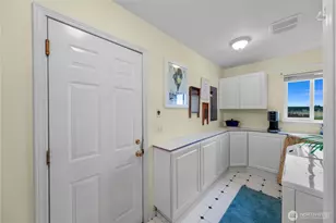 517 SW Dyer St, Oak Harbor, WA 98277 - Photo 28