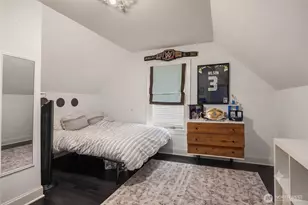 43 W Etruria, Seattle, WA 98119 - Photo 12