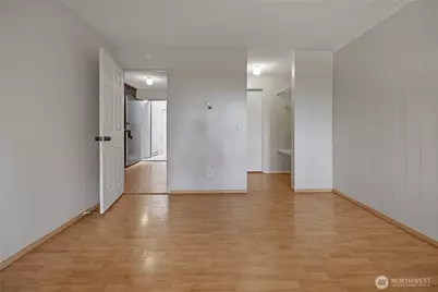 6236 137th Place NE #232, Redmond, WA 98052 - Photo 8