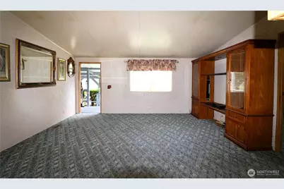 214 Chapman Road #8, Castle Rock, WA 98611 - Photo 12