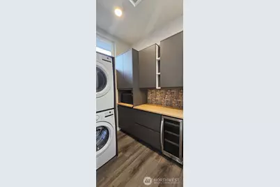 1208 Harrington Avenue NE, Renton, WA 98056 - Photo 12