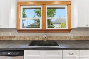 241 N Bellevue Ave, Walla Walla, WA 99362 - Photo 10